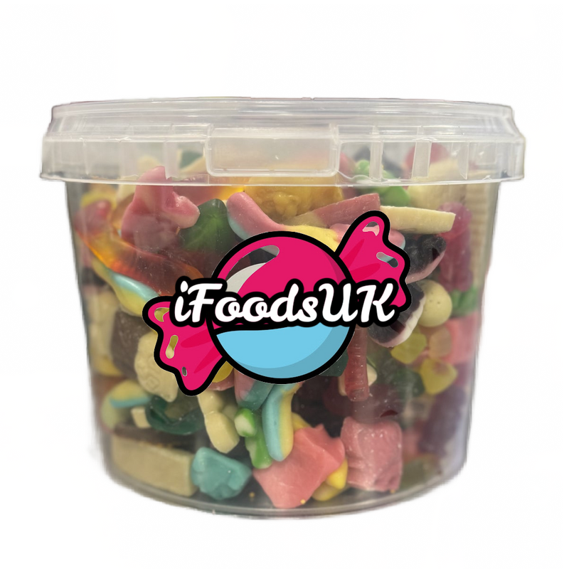 Gummy Sweets & Chocolate Bucket 1.5kg