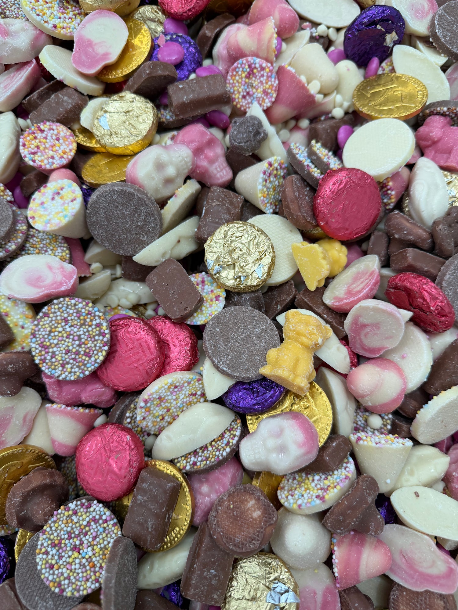 1kg Chocolate Pick N' Mix Deal