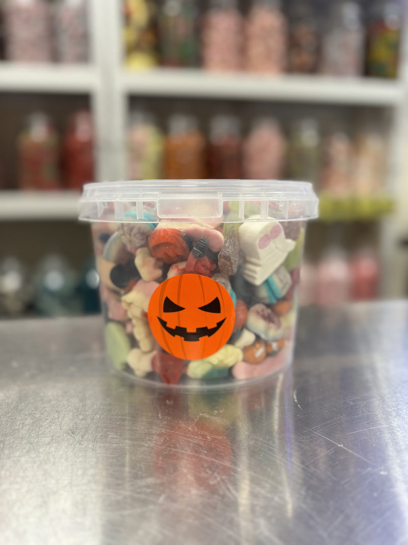 Halloween Sweets Bucket 1.5kg