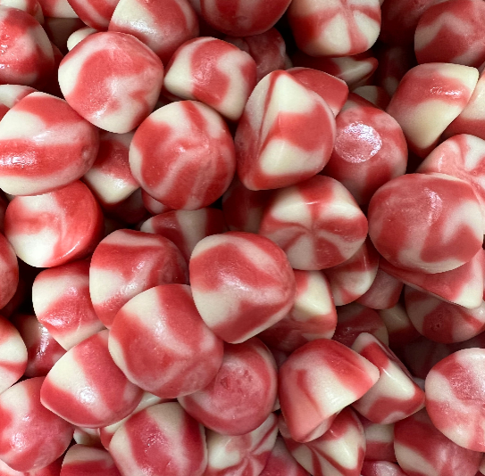 Strawberry Twist Kisses 300g