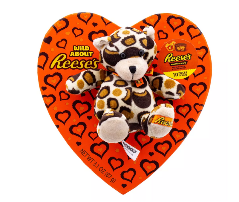 Reese's Valentine's Heart Box with Leopard Plush 87g