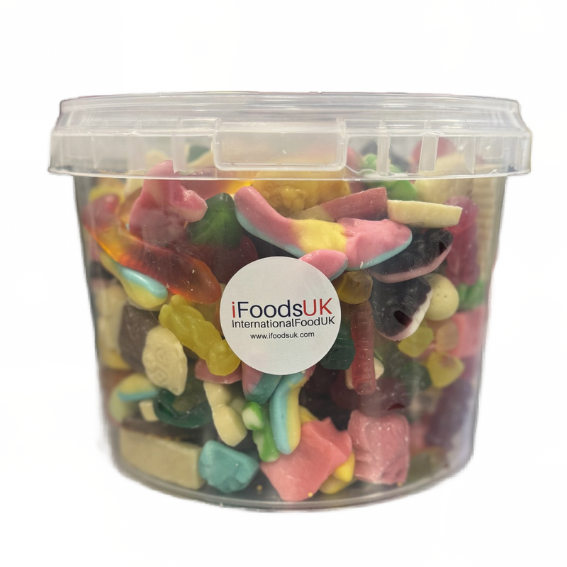 Gummy Sweets & Chocolate Bucket 1.5kg